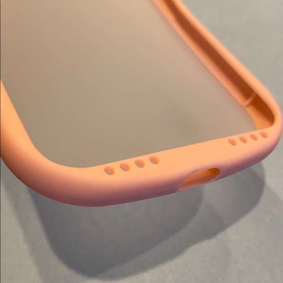 iPhone 11 Pro Case - Picture 4 of 6